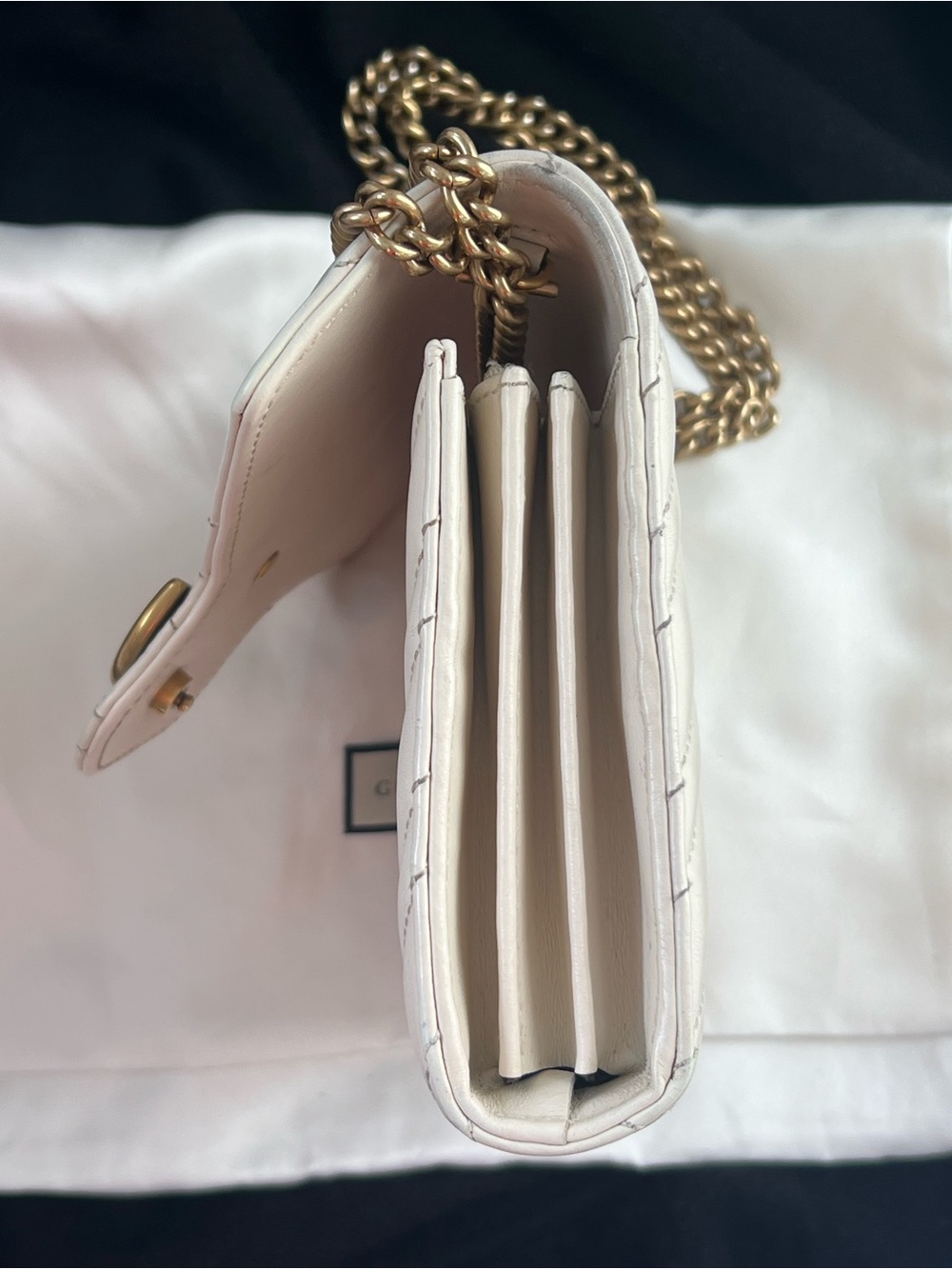 Gucci Marmont Small Matelassé Leather Shoulder Bag in Off-White - Picture 7 of 17